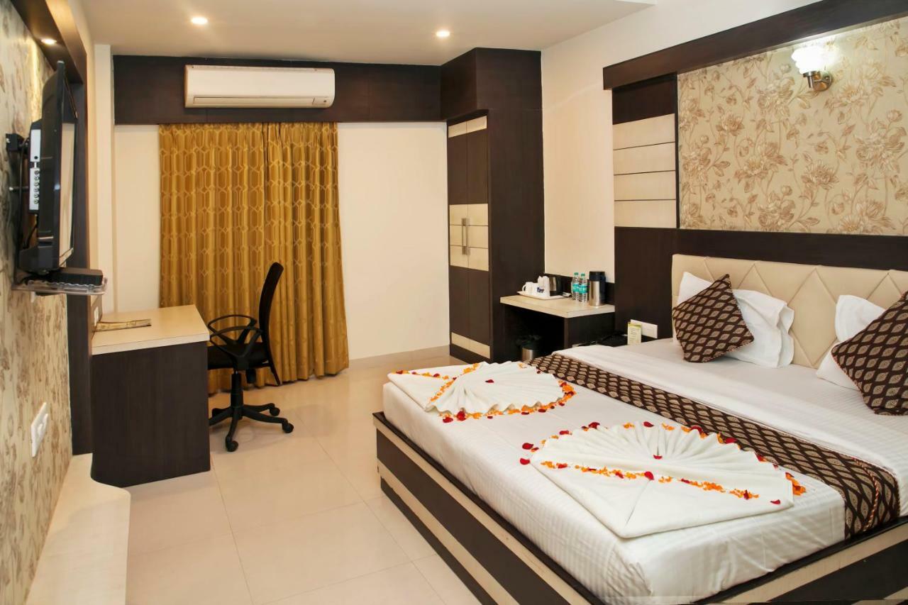 Hotel Ganges Grand Varanasi Exterior foto