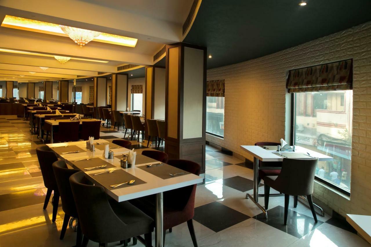 Hotel Ganges Grand Varanasi Exterior foto