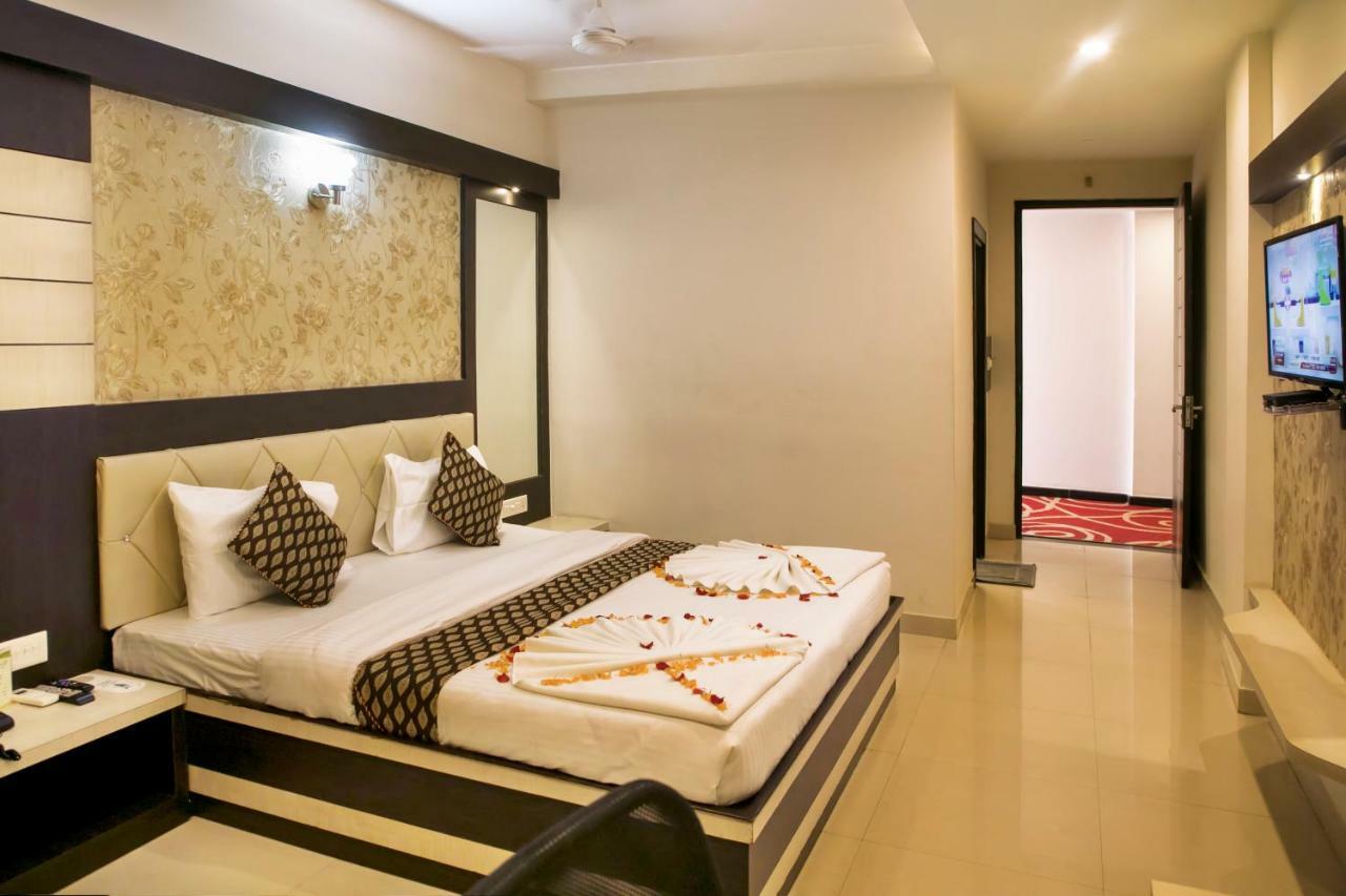 Hotel Ganges Grand Varanasi Exterior foto