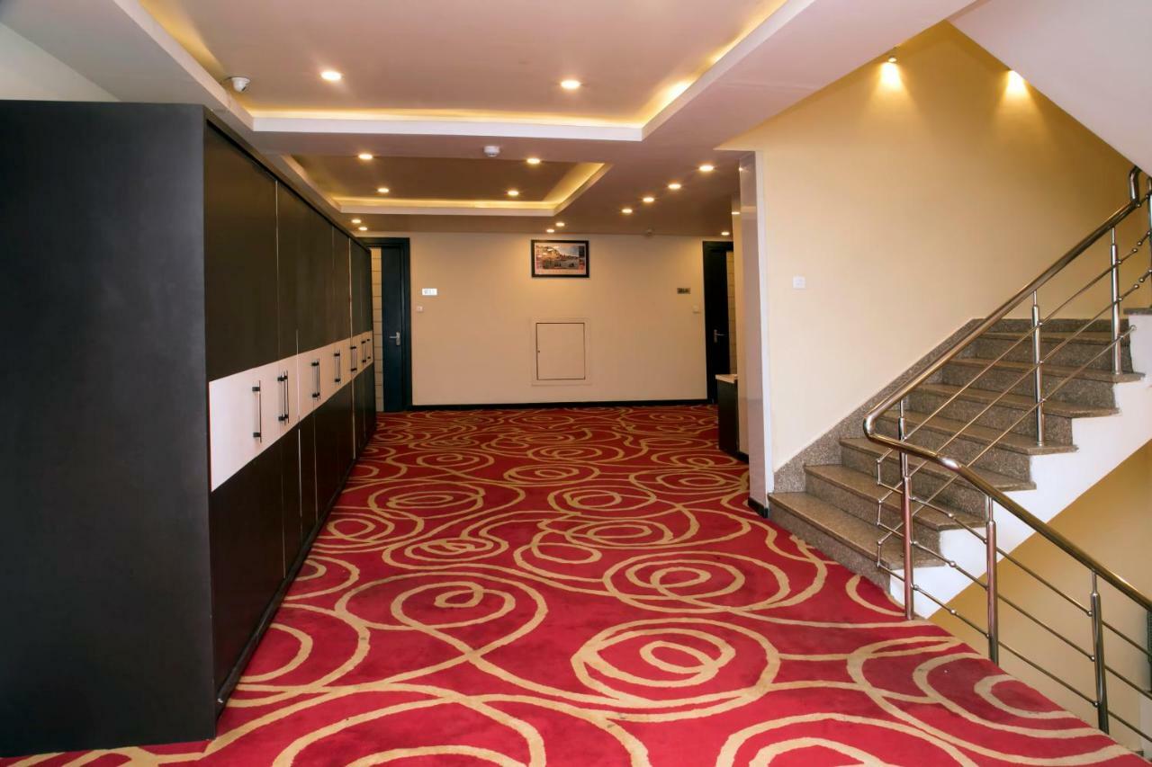 Hotel Ganges Grand Varanasi Exterior foto